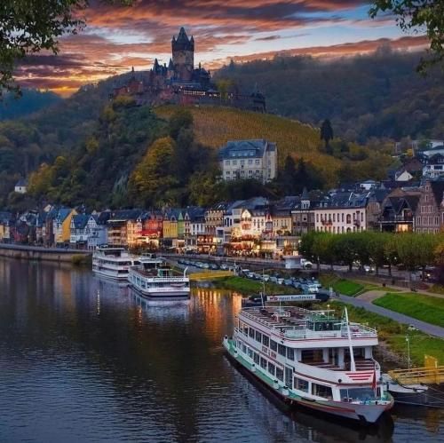 فاطمه عطایی داد بیداد