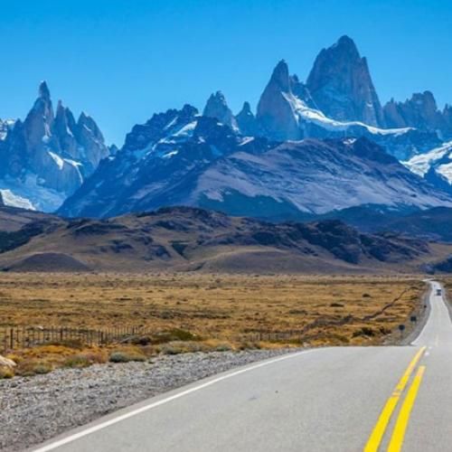  جلو هیشکی نکردم سر خم کوری چشمت میچرخه چرخم