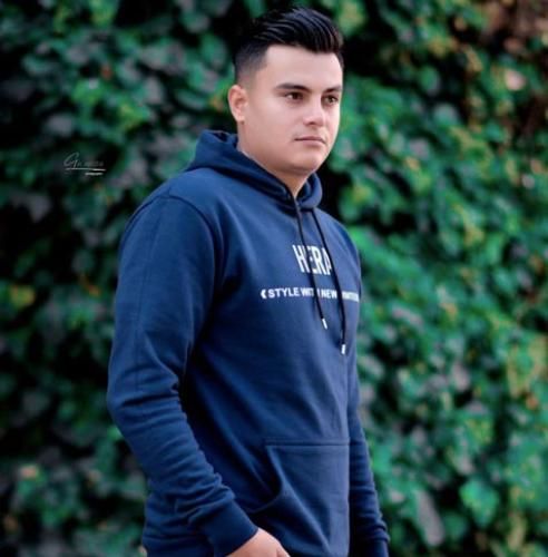 رامین کرمی بغض داره میرسه به مرز چشم