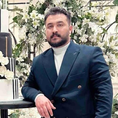 رضا کرمی تارا حال خماری درم که محتاج سیخ و سنگه