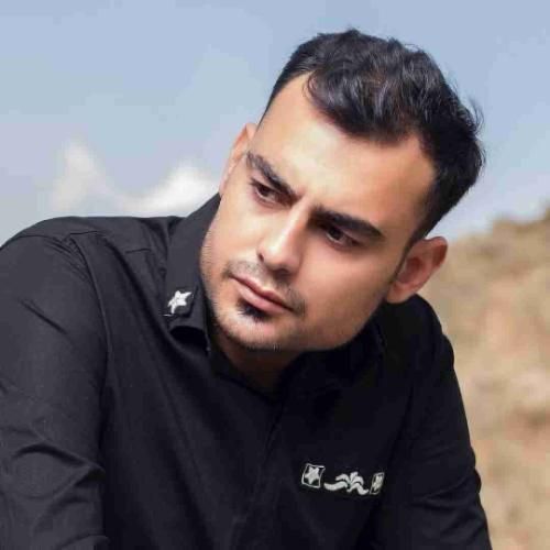 روح الله کرمی ای دف جوری میزنم کارم نکشه به کما