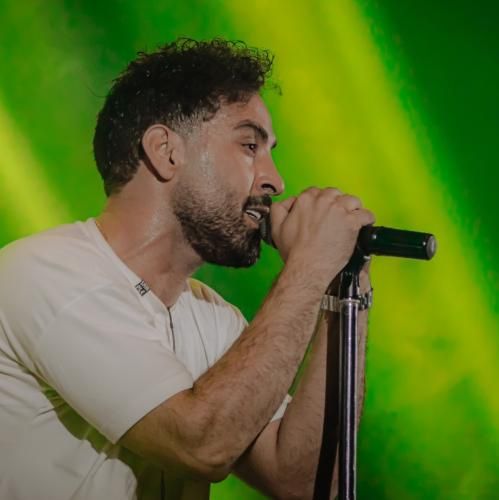 احمد سلو الو یعنی دیگه نمیدی جواب منو تموم کردی