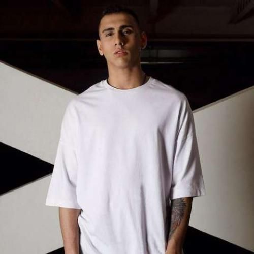 شایان یو واسه من که فرق نداره بعد من دستمالی شی