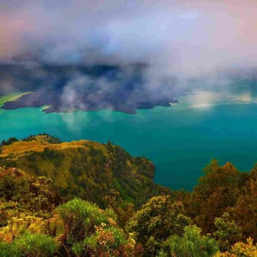 باشه برو منم نبین من به جا تنت غرورمو زدم زمین