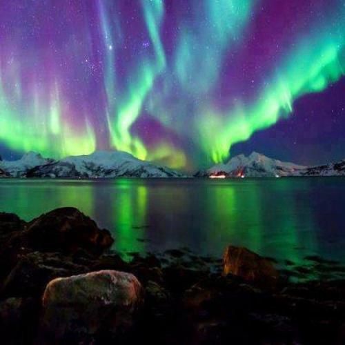 خاموشه خطم تا خونه مستم بارونه هر شب ای وای