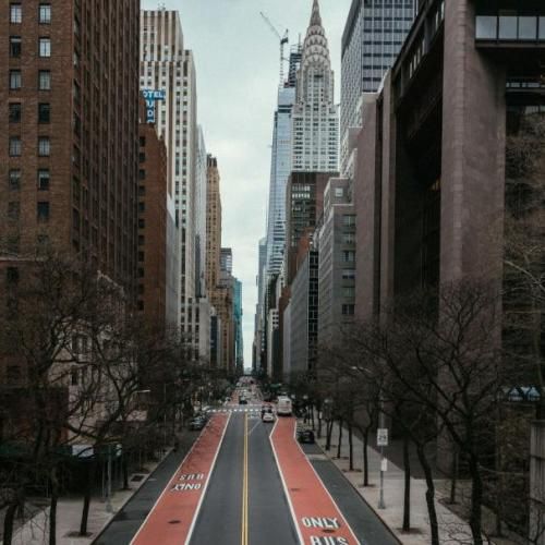 میدونم دلت میخواد دنبالم بگرده منم