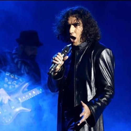 رضا یزدانی گفته بودم برام‌ مث نفسی که دلم بی تو خونه درده