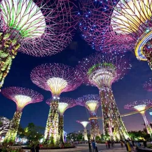 تو دلم حرفای نگفته گیره از اونا که هرکسی